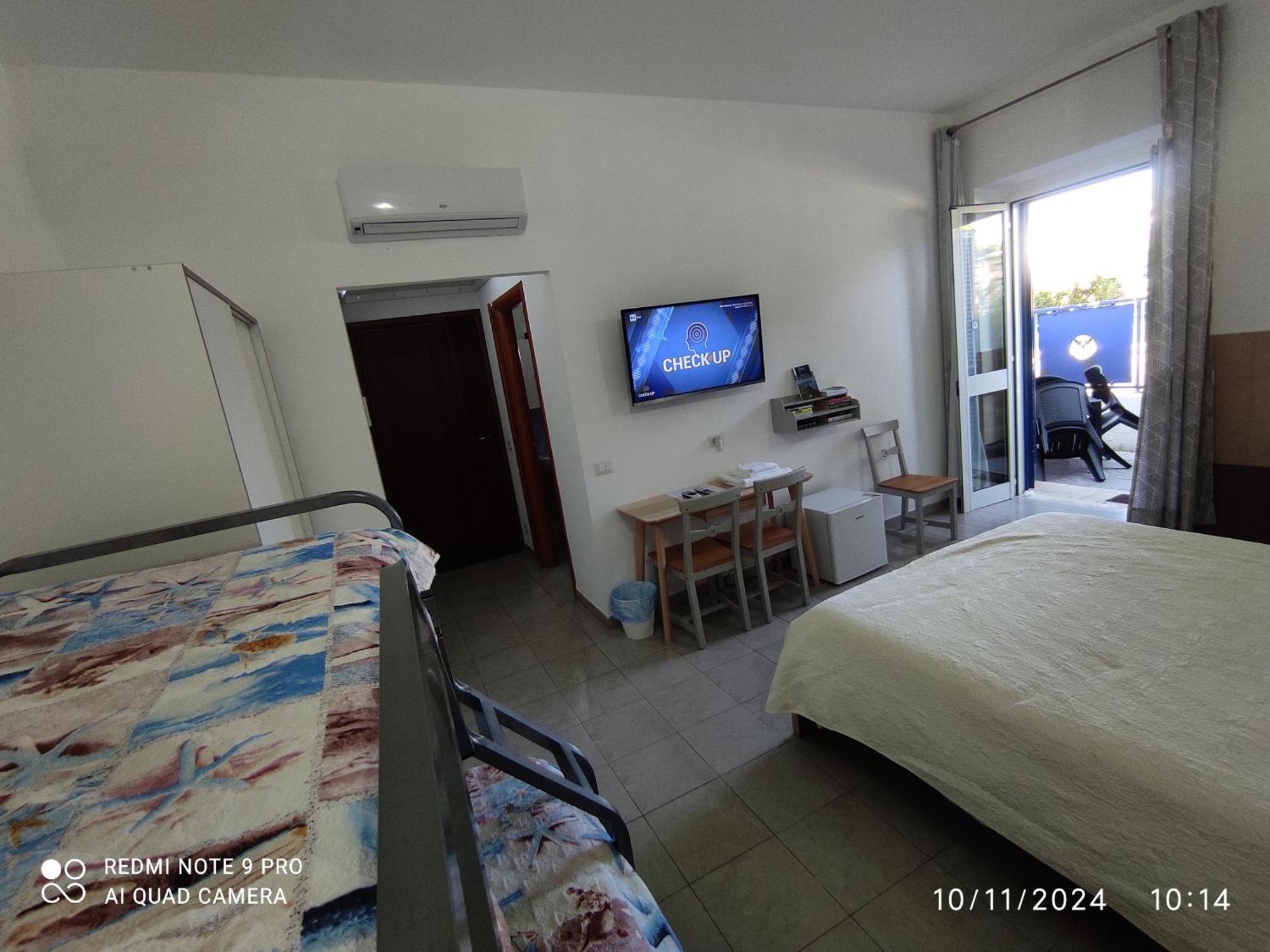 Coccinella Hotel Sabaudia Exterior photo