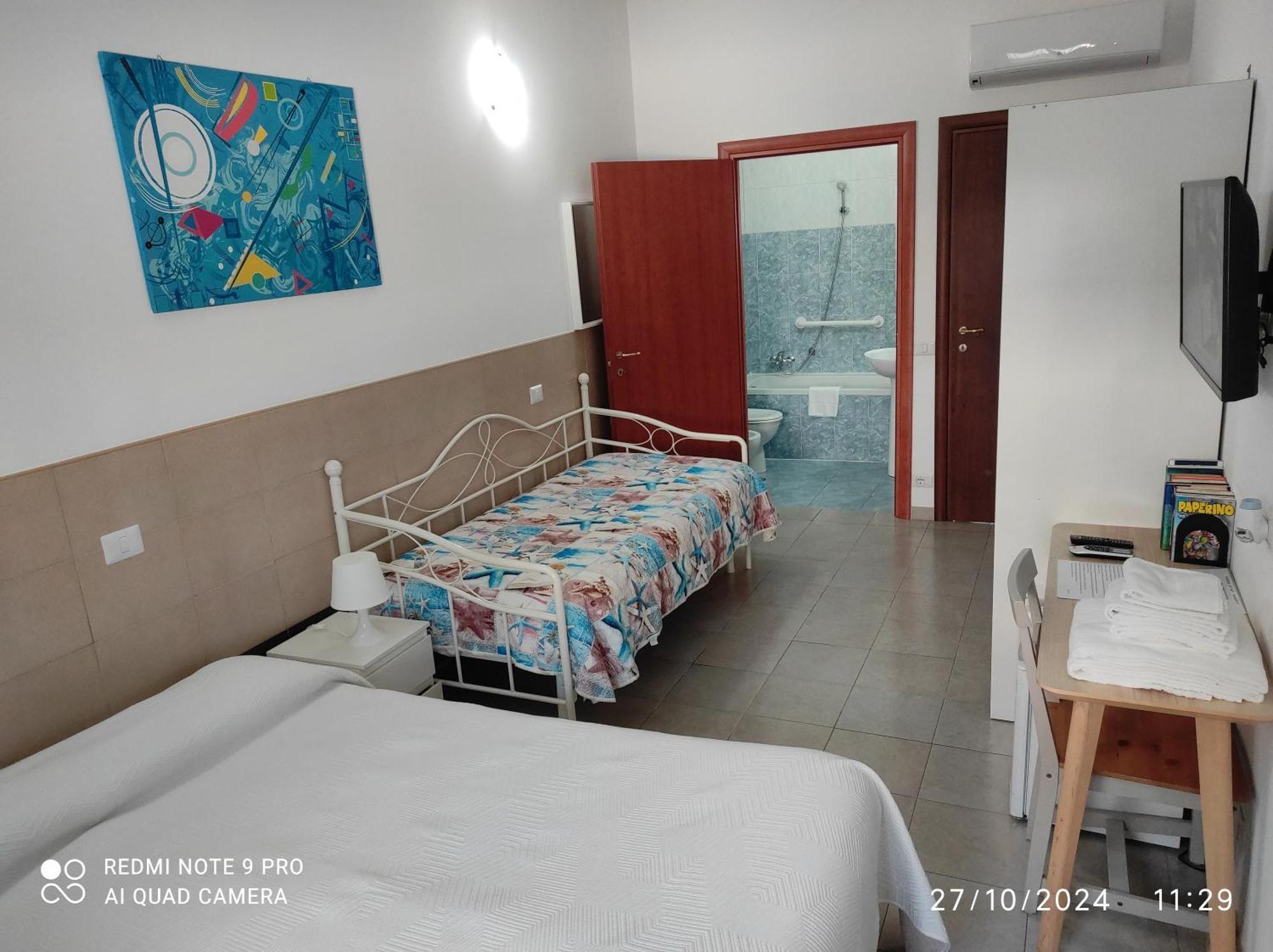Coccinella Hotel Sabaudia Exterior photo